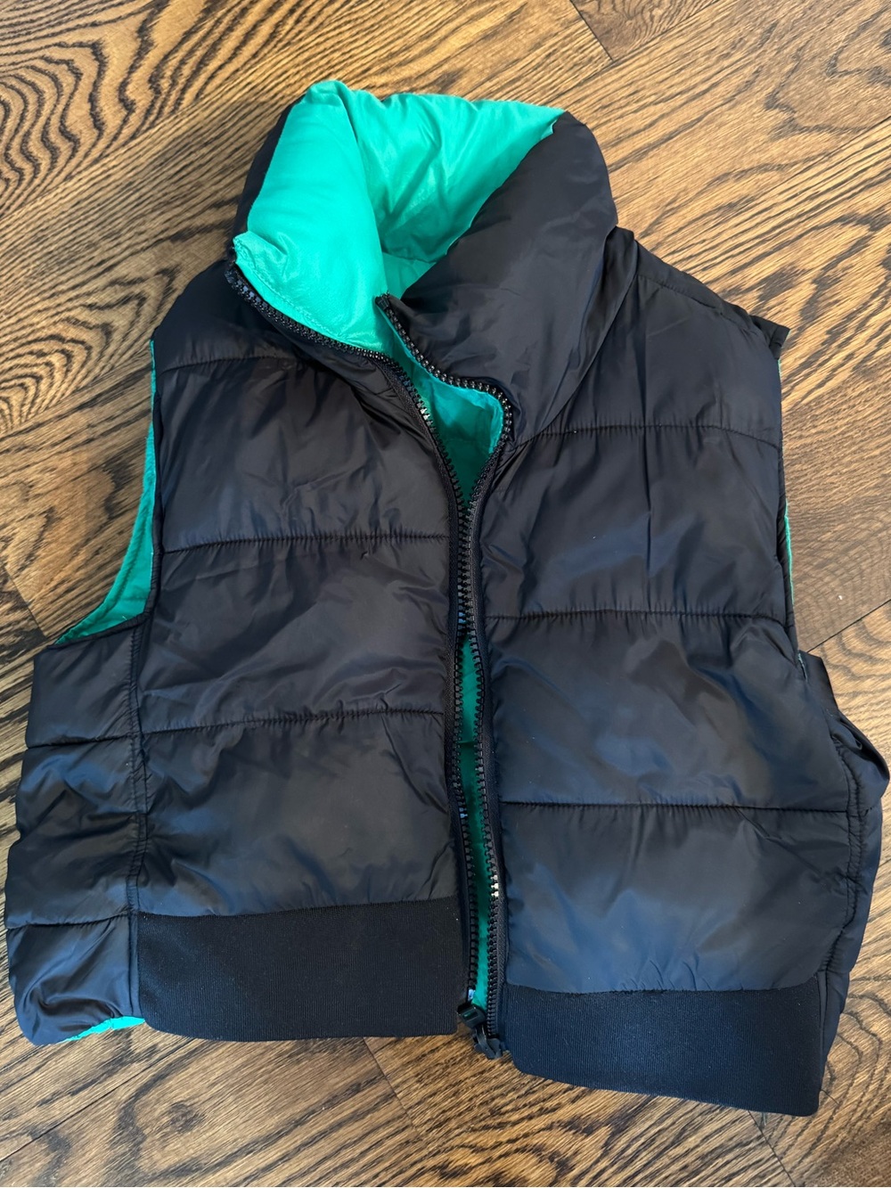 Zara Women’s Green Black Reversible Puffer Vest